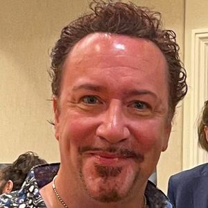 Meet your Posher, Dug